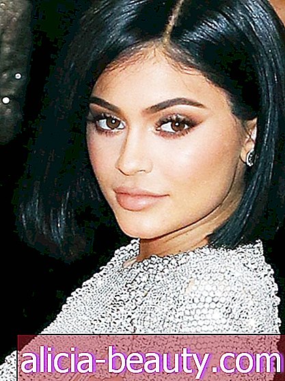Itt van Mit Kylie Jenner vásárolt 1200 dollárral a Sephora-ban