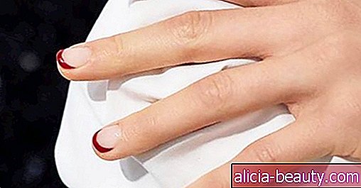 Preskočte bežnú červenú - tieto burgundské nechty vyzerá ako všetko