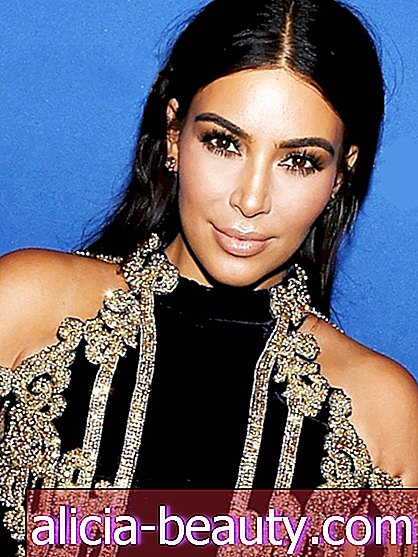 Kim Kardashian Bersumpah Oleh Penghilang Makeup Obat-Obatan Ini