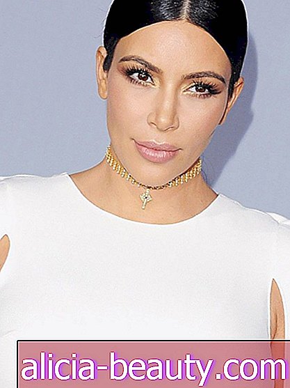 Kim Kardashianin meikkitaiteilija snapchatted hänen CVS Makeup Run