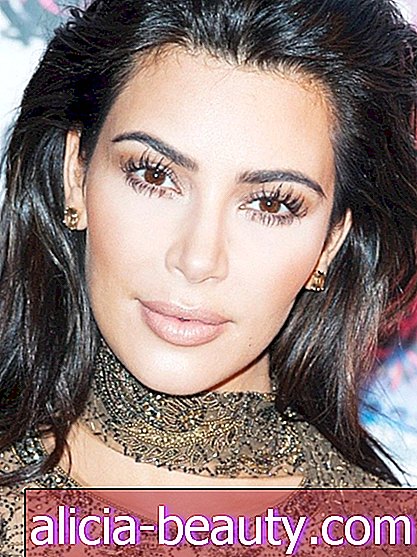 Stop Everything-Kim Kardashian sdílí ranní péči o kůži na Snapchat