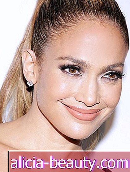 Nous avons le secret de la peau sans âge de J.Lo!