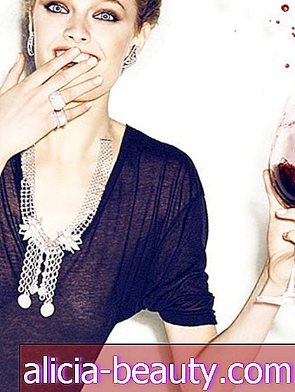 레드 와인에 이빨을 묻히지 않게하는 7 가지 기법