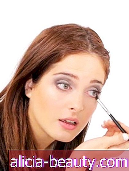 A 50 odtieňov šedo-inšpirovaný makeup výučba, ktorú musíte vidieť